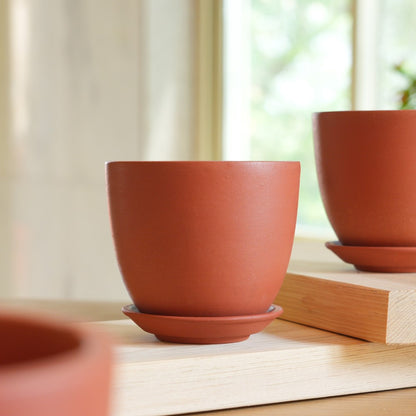 Terracotta Curvy Pot With Bottom Plate | Handcrafted With Love - 1201